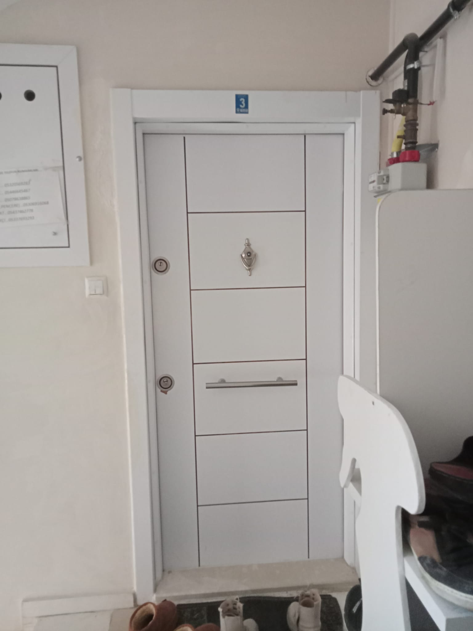 Afyon Fenomen Emlaktan Sahipata Mahallesi Fırsat Satılık 2+1 Daire - 2